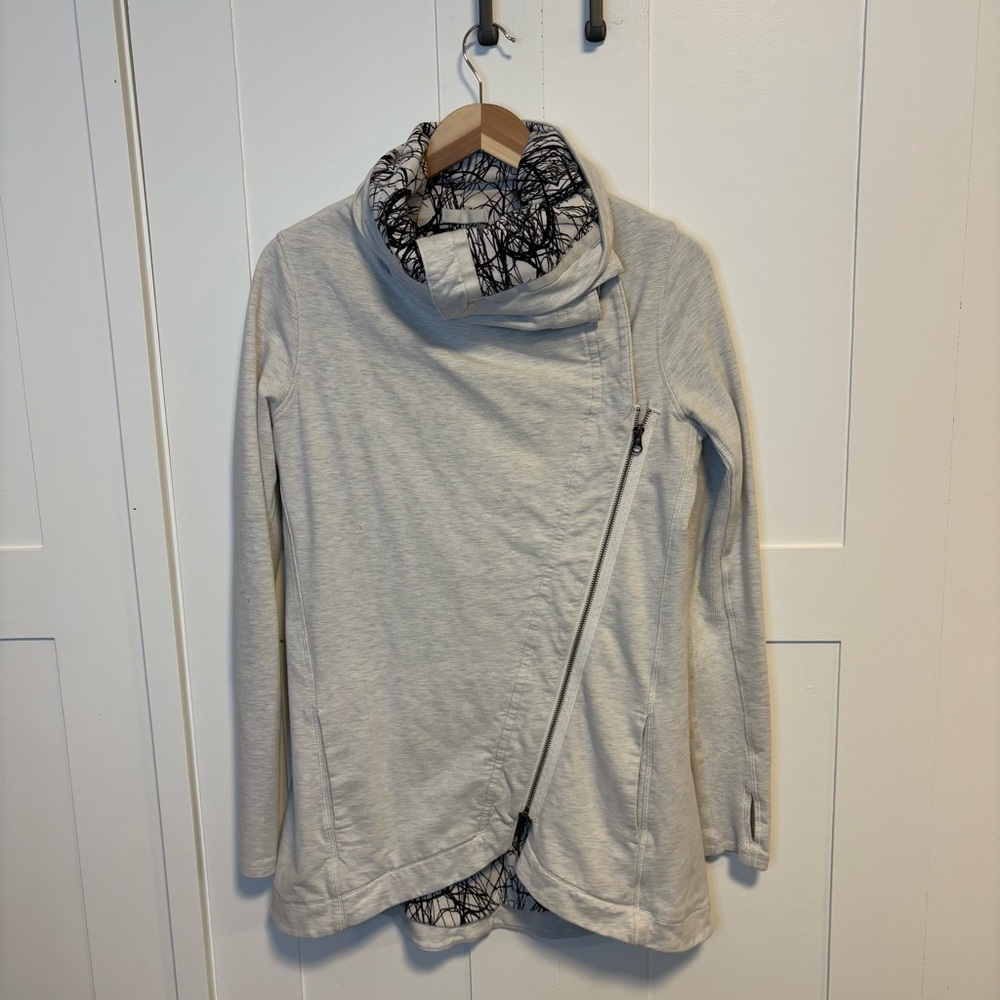 Lululemon Method Wrap Heathered Ghost Nesting Bird - image 3